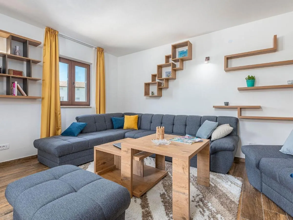 Holiday Home In Brtonigla With Private Pool